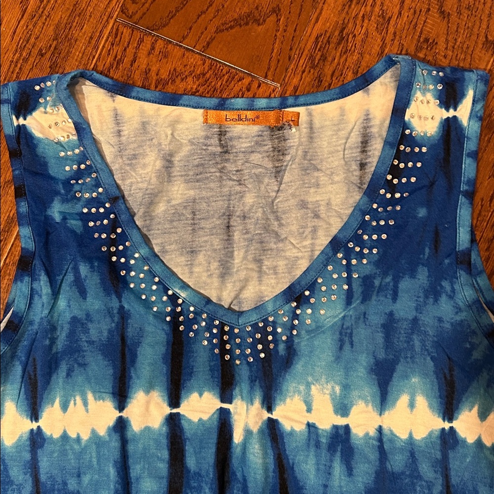 Belldini Blue and White Gradient Top